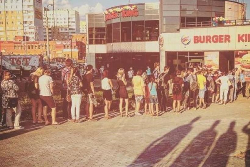 Очередь в день открытия Burger King в Минске